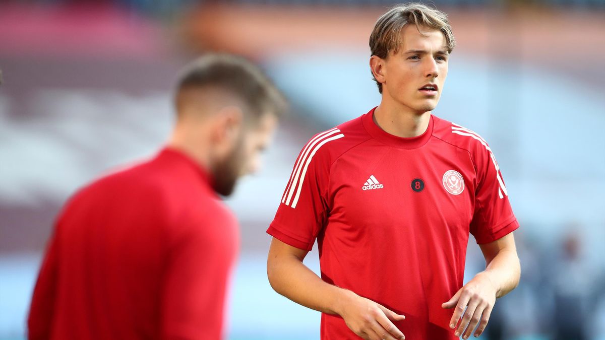 Sander Berge of Sheffield United warms up prior to the Premier League match between Aston Villa and Sheffield United at Villa Park on September 21, 2020 in Birmingham, England