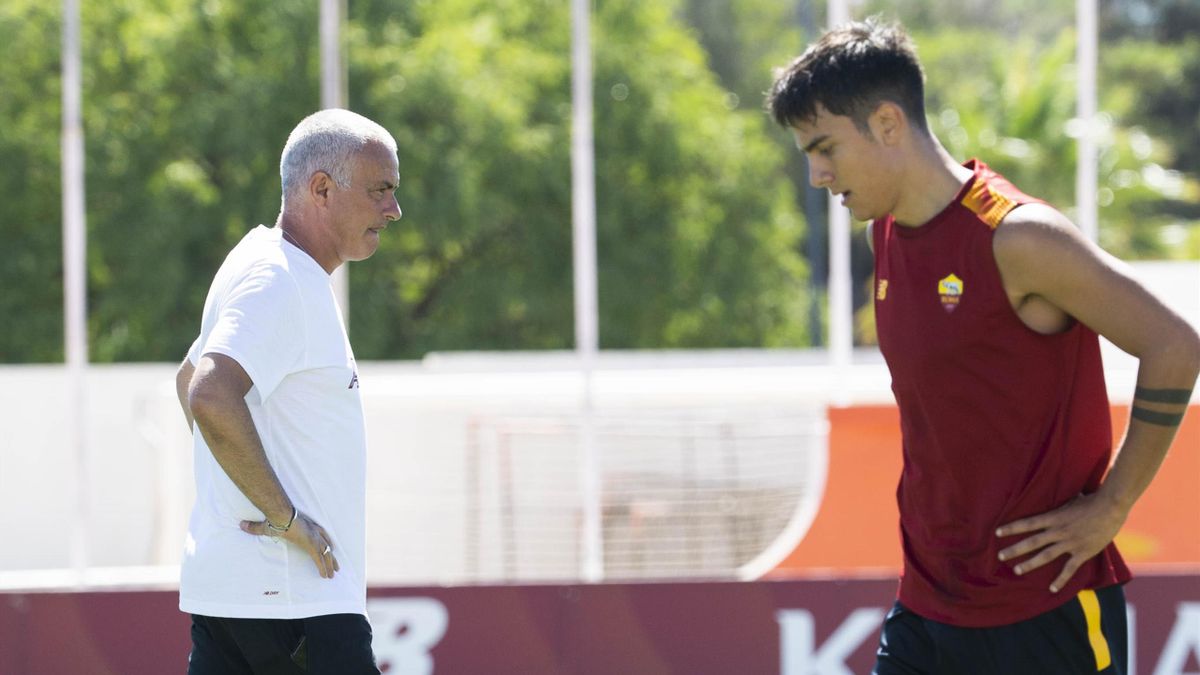Roma, parla Dybala: "E' stato tutto molto veloce. Mi ha convinto anche Mourinho" - Eurosport