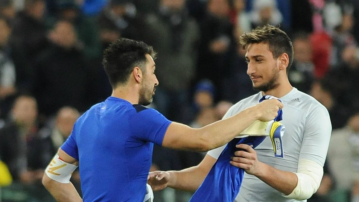 As such, saturday's clash promises. Il messaggio di auguri di Buffon a Donnarumma: "Puoi ...