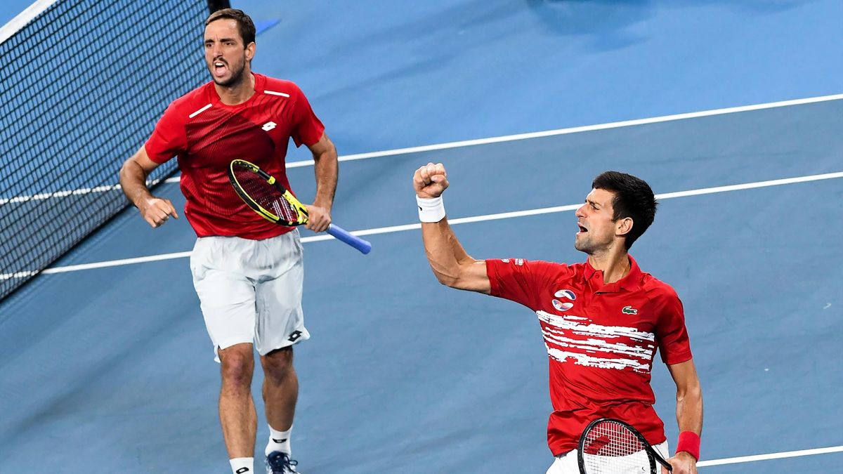 Viktor Troicki et Novak Djokovic lors de Serbie - Espagne en finale de l'ATP Cup 2020