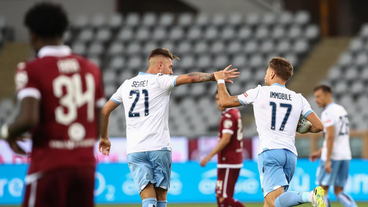Serie A La Lazio Rome Renverse Le Torino Et Revient Provisoirement A Un Point De La Juventus 1 2 Eurosport