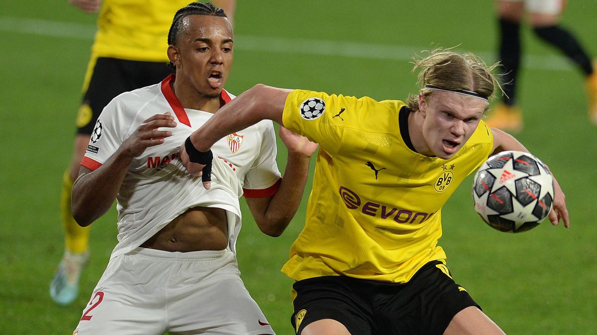 Koundé contro Haaland durante Siviglia-Borussia Dortmund di Champions League 2020-21