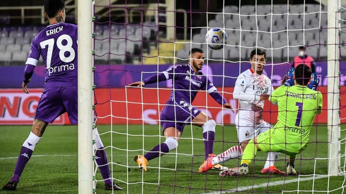 Brahim Diaz a segno in Fiorentina-Milan - Serie A 2020/2021 - Getty Images