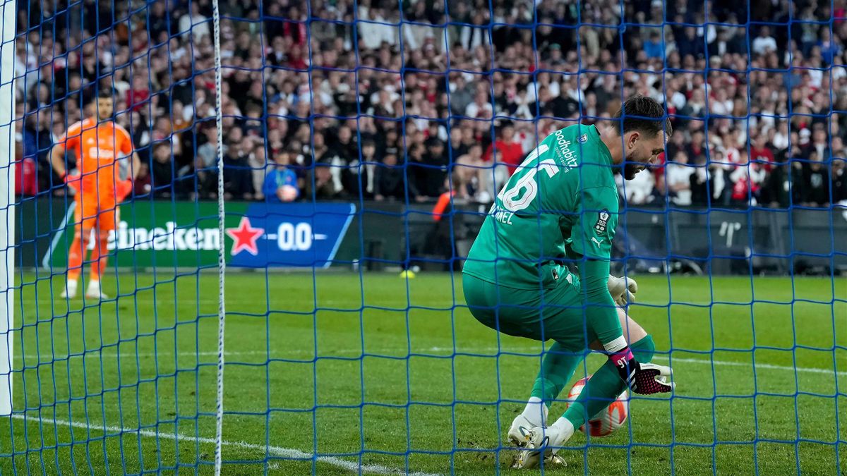 Billy Goat Kloppen Blijven KNVB Beker | PSV wint voor de vierde keer dit seizoen van Ajax - Brobbey en  Álvarez grote schlemielen - Eurosport