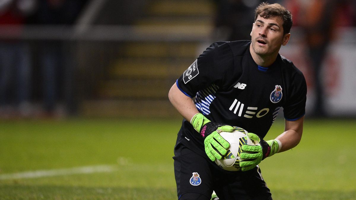 pedestal labio Cuidar Iker Casillas vuelve a ser titular en la victoria del Oporto ante el  Vitesse - Eurosport