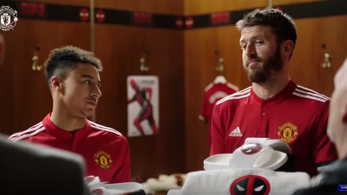 dedpul brosil vyzov mstitelyam