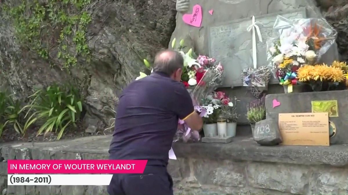 Der Giro d'Italia gedenkt des Todes von Wouter Weylandt 2011