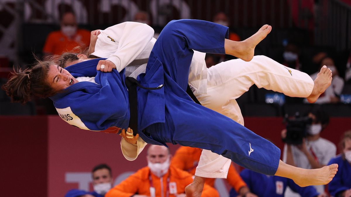 Guusje Steenhuis in actie tijdens de Olympische Spelen in Tokio.