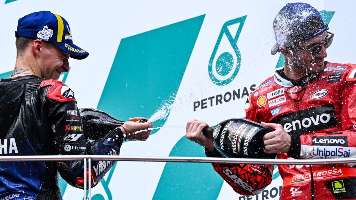 Fabio Quartararo (Yamaha) et Francesco Bagnaia (Ducati) sur le podium du Grand Prix de Malaisie 2022