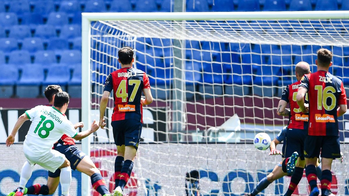 Genoa-Sassuolo, Serie A 2020-2021: Giacomo Raspadori (Sassuolo) realizza il gol dello 0-1 (Getty Images)