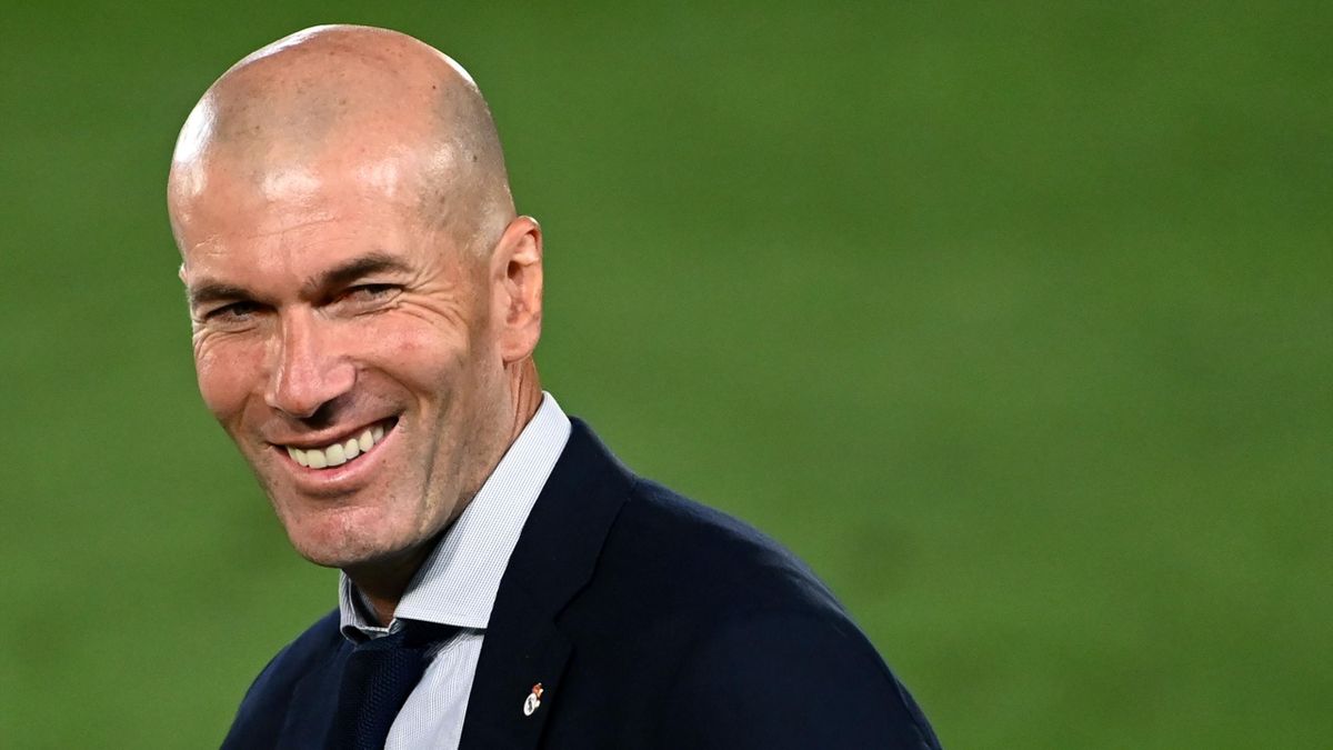 Zinédine Zidane, tout sourire