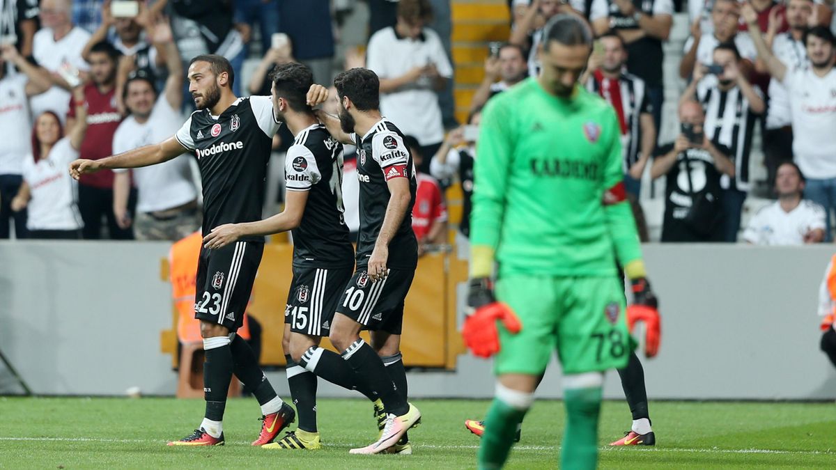 Cenk Tosun'un boşu yok - Eurosport