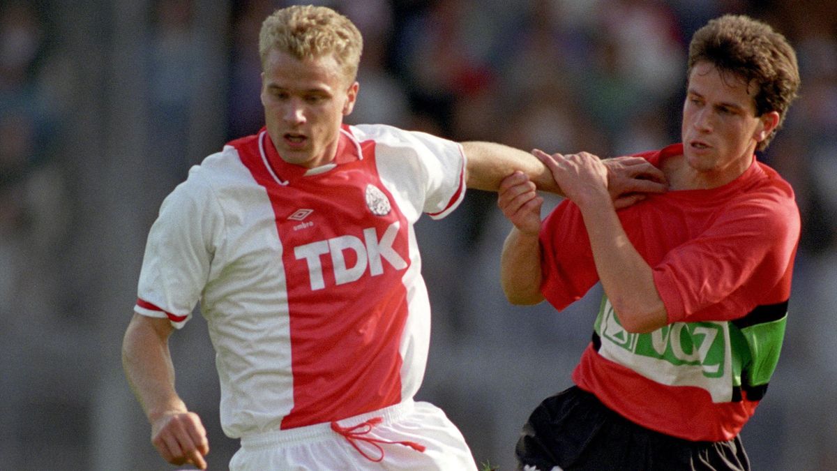 A beautiful mind: Dennis Bergkamp&#39;s perfect moment - Eurosport