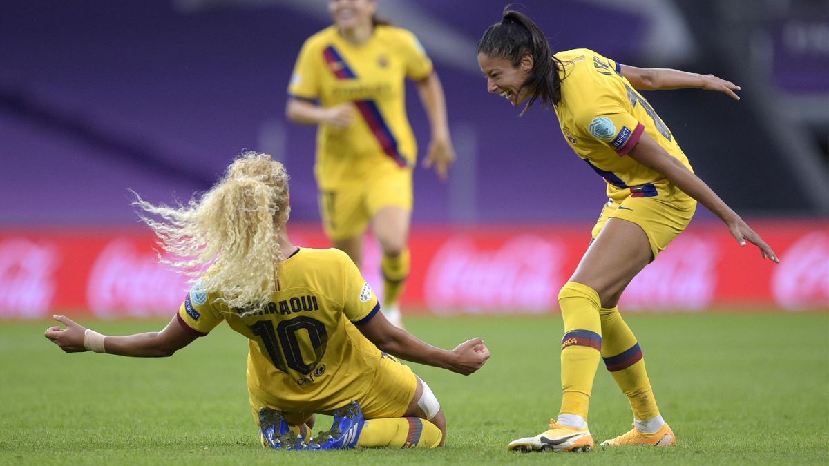 Ligue Des Champions Feminine Hamraoui Delivre Barcelone Wolfsburg Passe Neuf Buts A Glasgow Eurosport