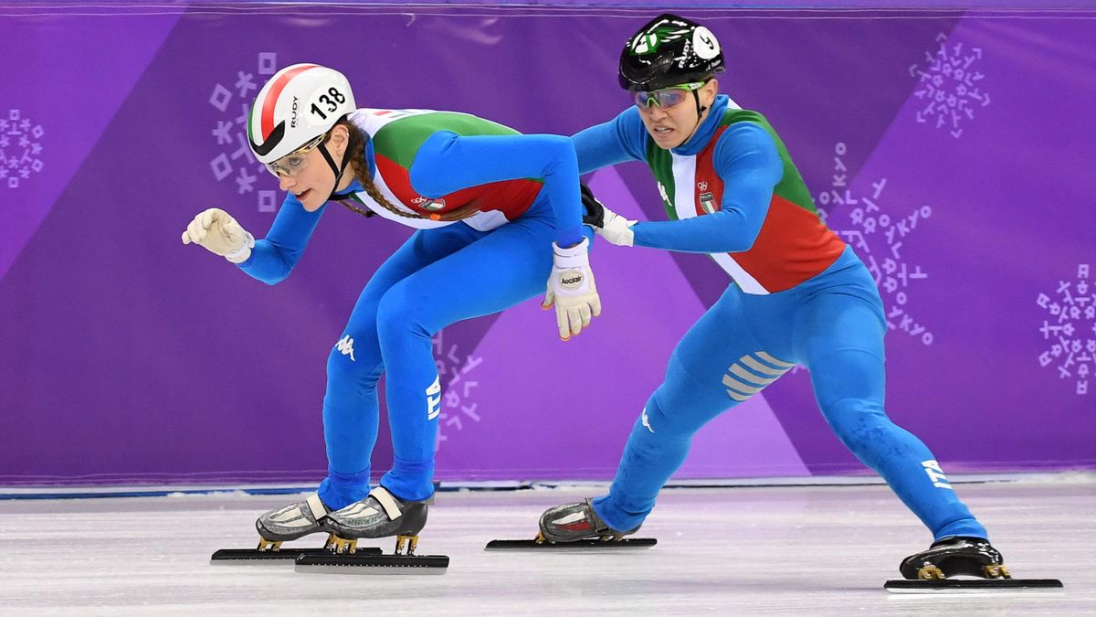Arianna Fontana spinge Martina Valcepina, le due azzurre andranno a caccia di un altro grande risultato in queste Olimpiadi di Pechino