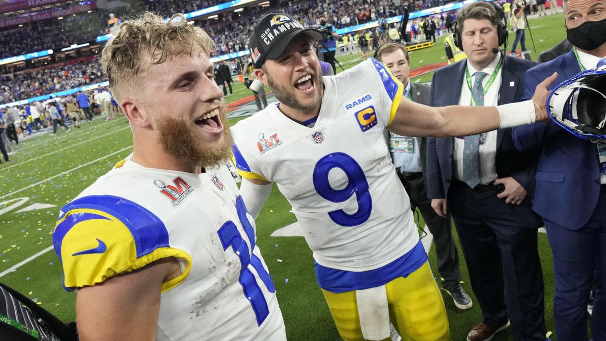 Cooper Kupp (L) and Matthew Stafford of the Los Angeles Rams