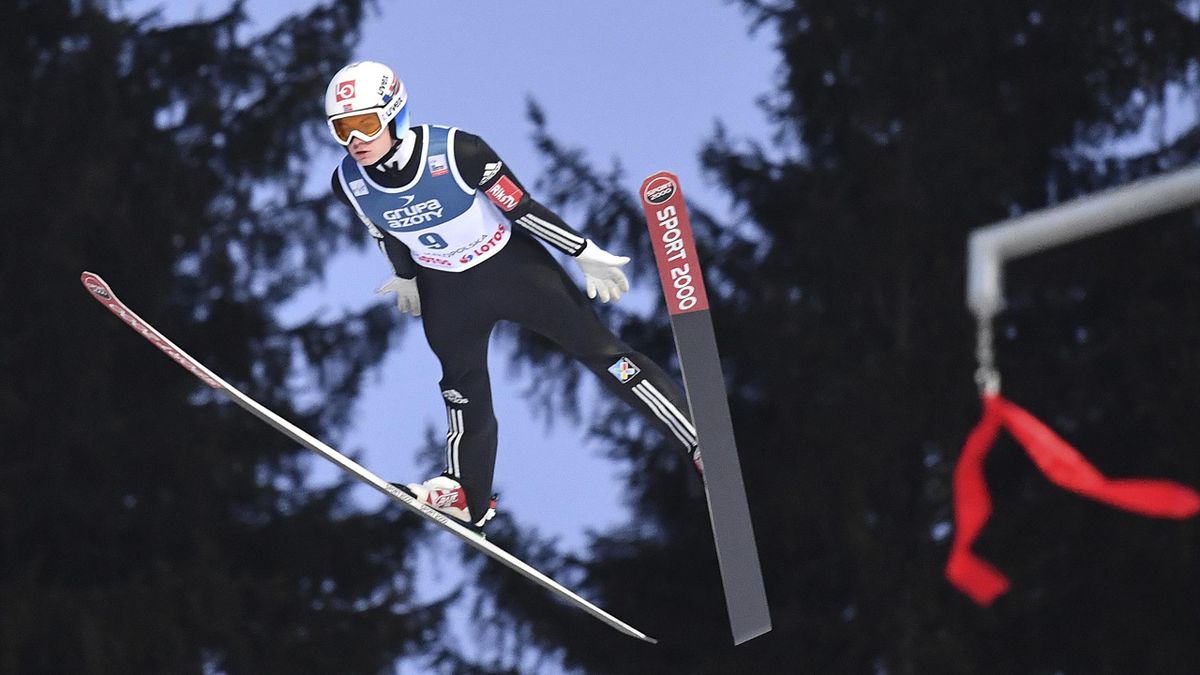 Juniorhopperne sikret VM-gull i mikskonkurransen - Eurosport