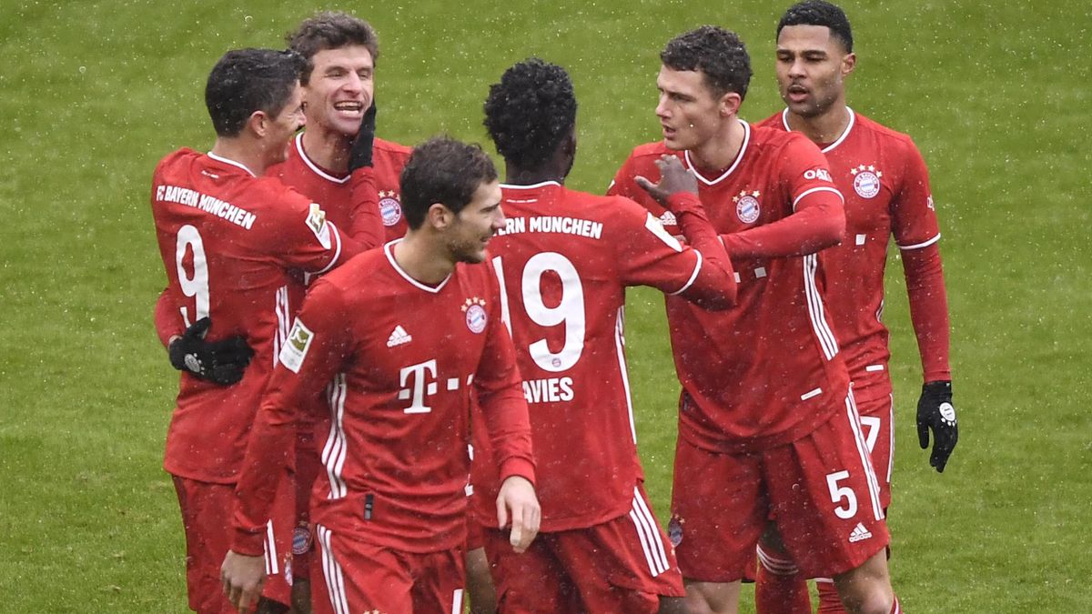 FC Bayern München | Thomas Müller (l.) erzielte den Siegtreffer gegen Freiburg