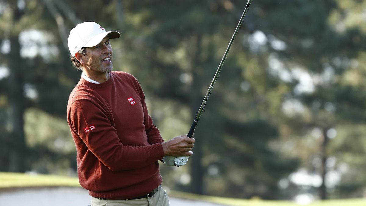 Adam Scott of Australia plays his shot from the third tee during a practice round prior to the Masters at Augusta National Golf Club on 6 April, 2021 in Augusta, Georgia.