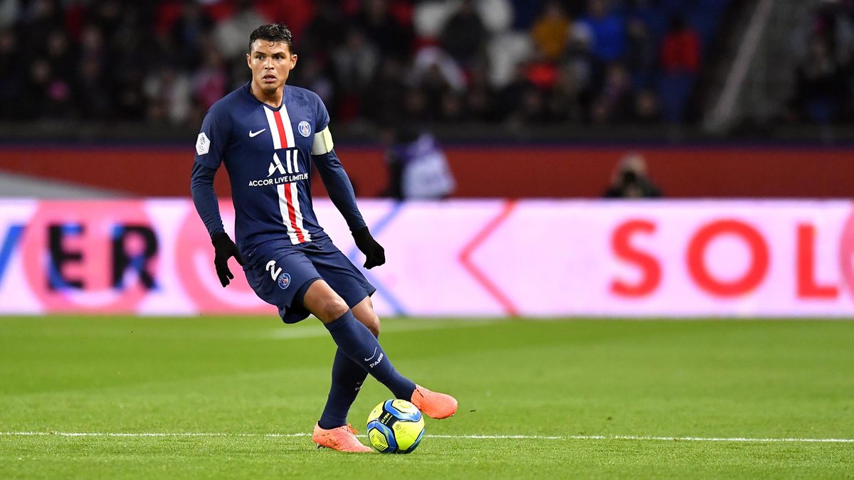 Ligue 1 - Thiago Silva sort sur blessure après un quart d ...