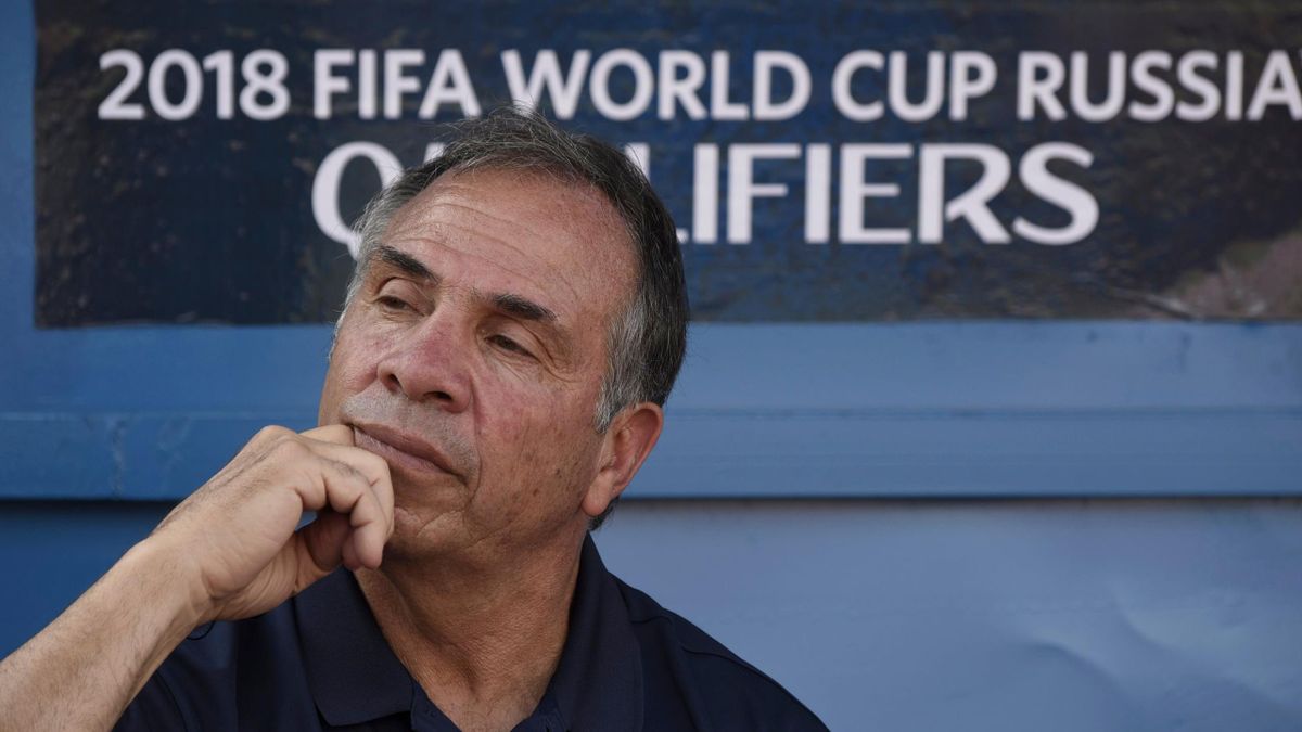USA's coach Bruce Arena looks on before the start of the 2018 World Cup football qualifier match against Honduras in San Pedro Sula, Honduras, on September 5, 2017.