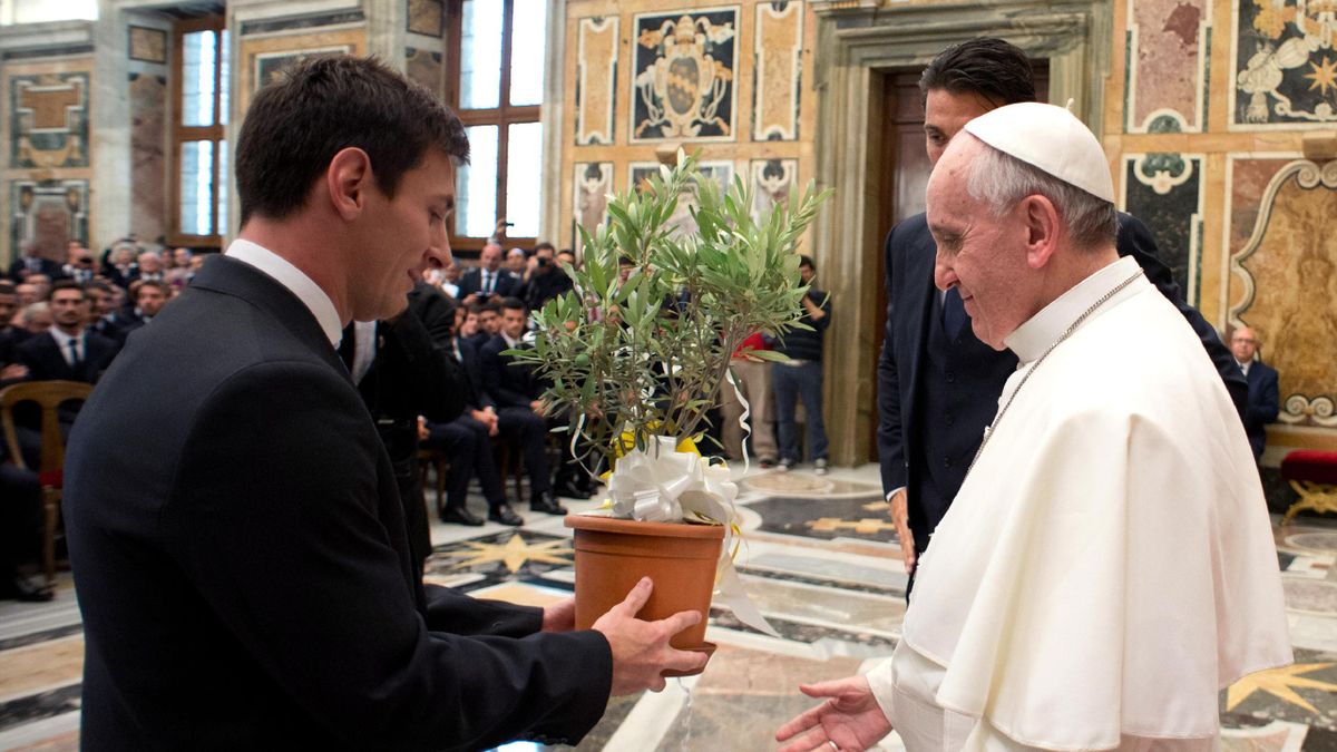 Le Pape François et Messi