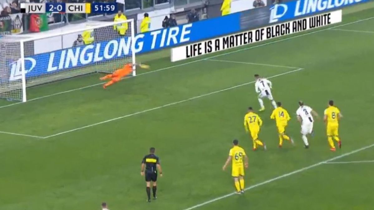 39 letnij vratar kevo vklyuchil