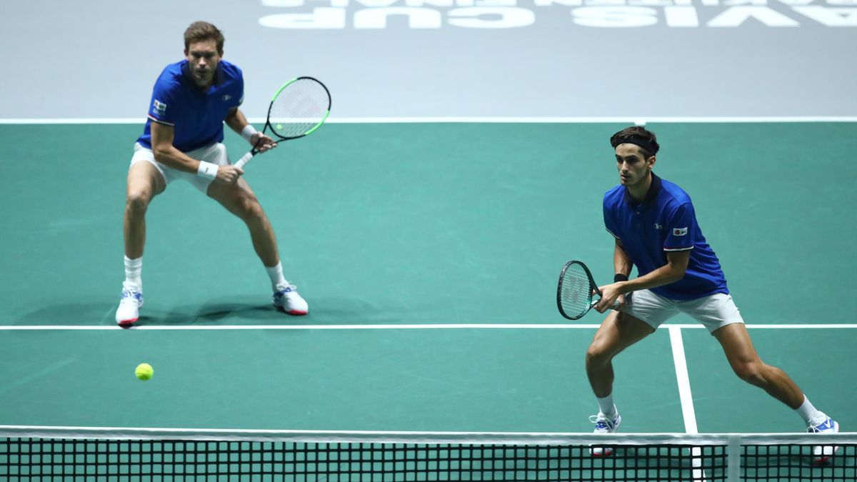 Nicolas Mahut et Pierre-Hugues Herbert à Madrid lors de la Coupe Davis 2019