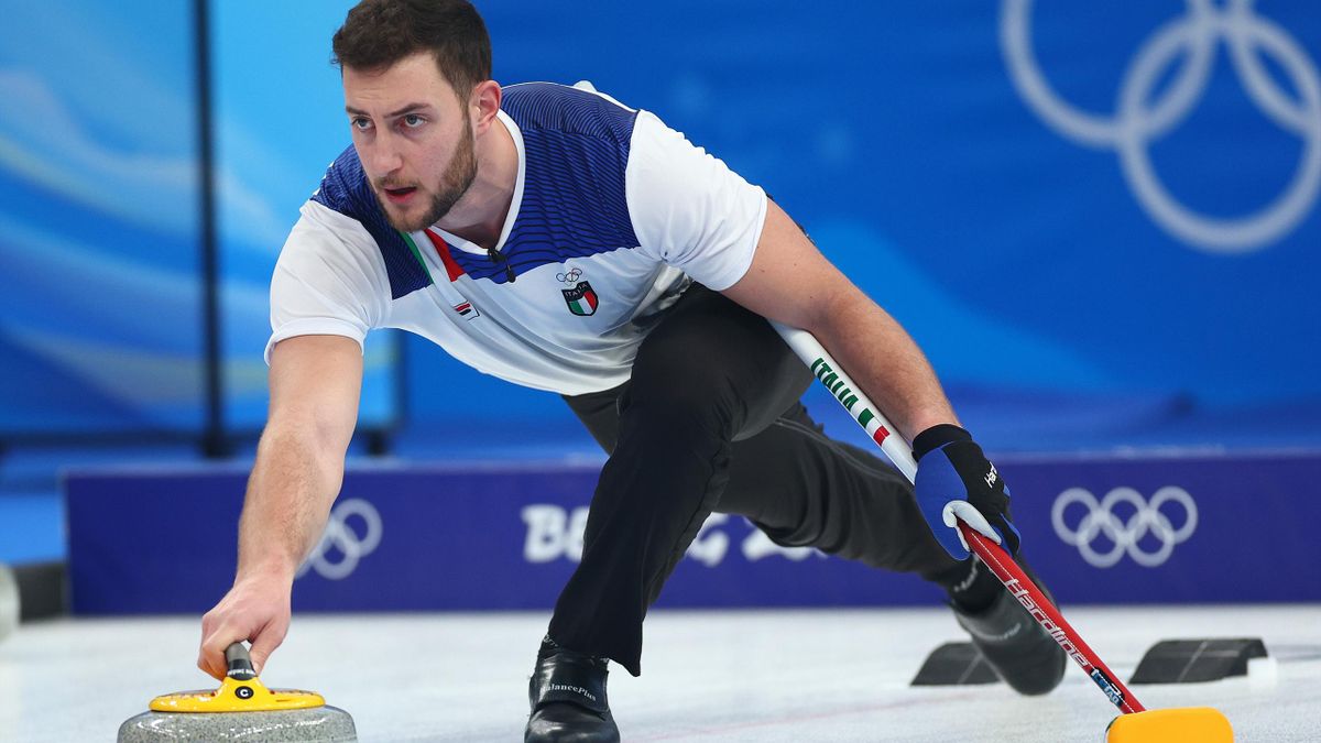 Winter Olympics 22 Italy Remain Undefeated With 7 5 Win Over Team Gb In Mixed Curling Doubles Eurosport