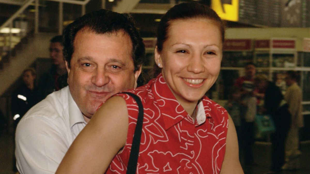 Шабтай Калманович с последней женой баскетболисткой Анной