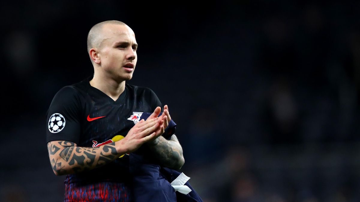 Angelino of RB Leipzig applauds the fans after the UEFA Champions League round of 16 first leg match between Tottenham Hotspur and RB Leipzig at Tottenham Hotspur Stadium on February 19, 2020 in London, United Kingdom.