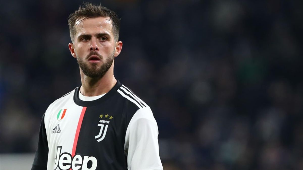 Icardi Pjanic Lautaro Les Infos Mercato Qui Vous Ont Echappe Ce Jeudi Eurosport