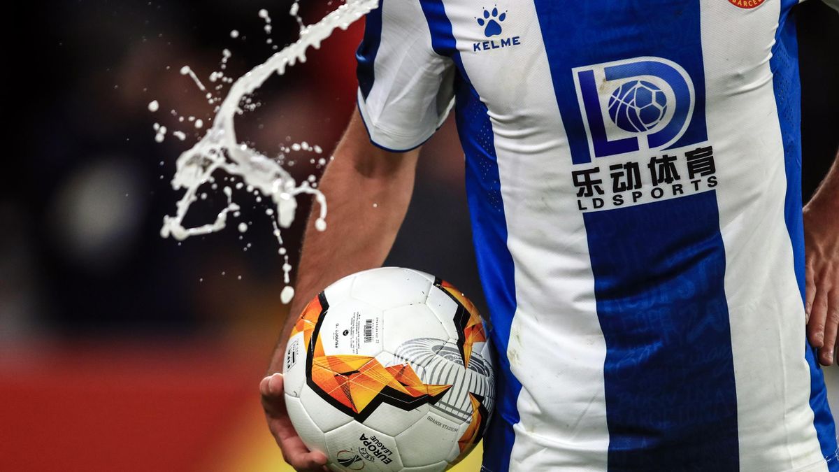 Football News Players In Romanian League Risk 12 Match Ban For Spitting Eurosport