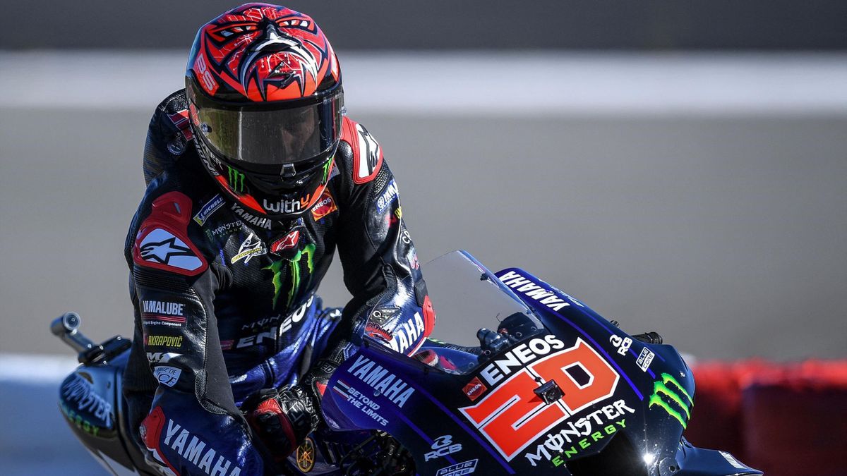 Monster Energy Yamaha MotoGP's French rider Fabio Quartararo rides moments after the MotoGP qualification race of the Portuguese Grand Prix at the Algarve International Circuit in Portimao, on November 6, 2021.