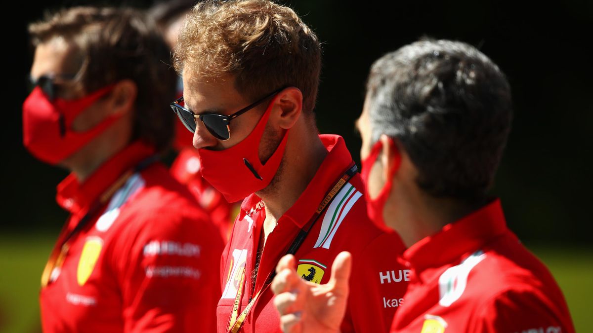 Sebastian Vettel wearing bad his mask