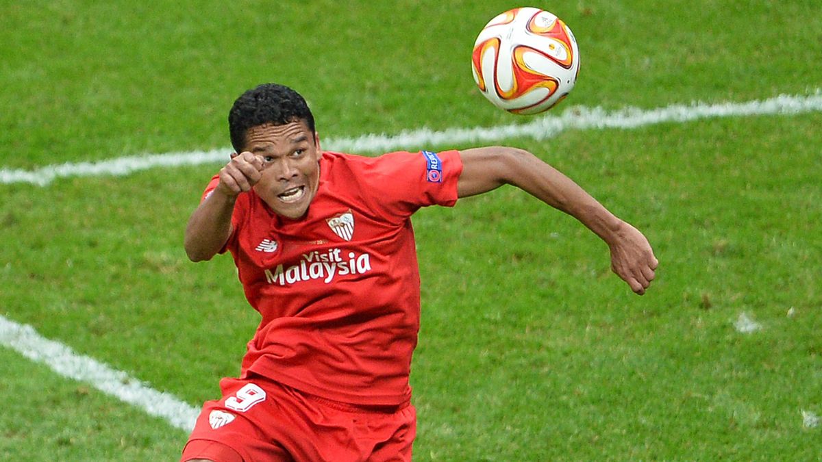 Medien Sevilla Torjager Carlos Bacca Wechselt Zum Ac Mailand Nach Italien Eurosport