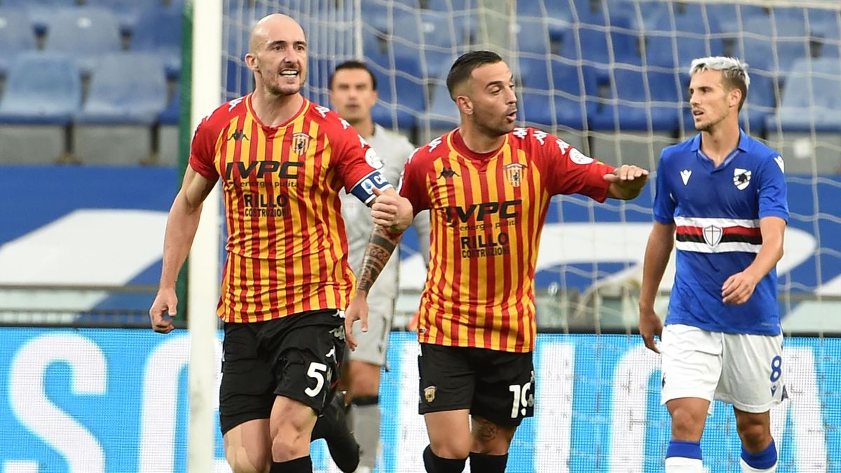 L'esultanza di Luca Caldirola capitano del Benevento, Sampdoria-Benevento, Getty Images