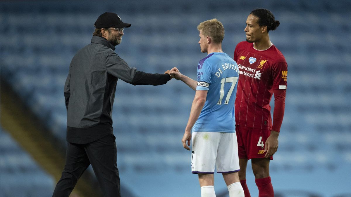 Liverpool manager Jurgen Klopp greets Kevin De Bruyne of Manchester City after the Premier League match between Manchester City and Liverpool FC at Etihad Stadium on July 2, 2020 in Manchester, United Kingdom