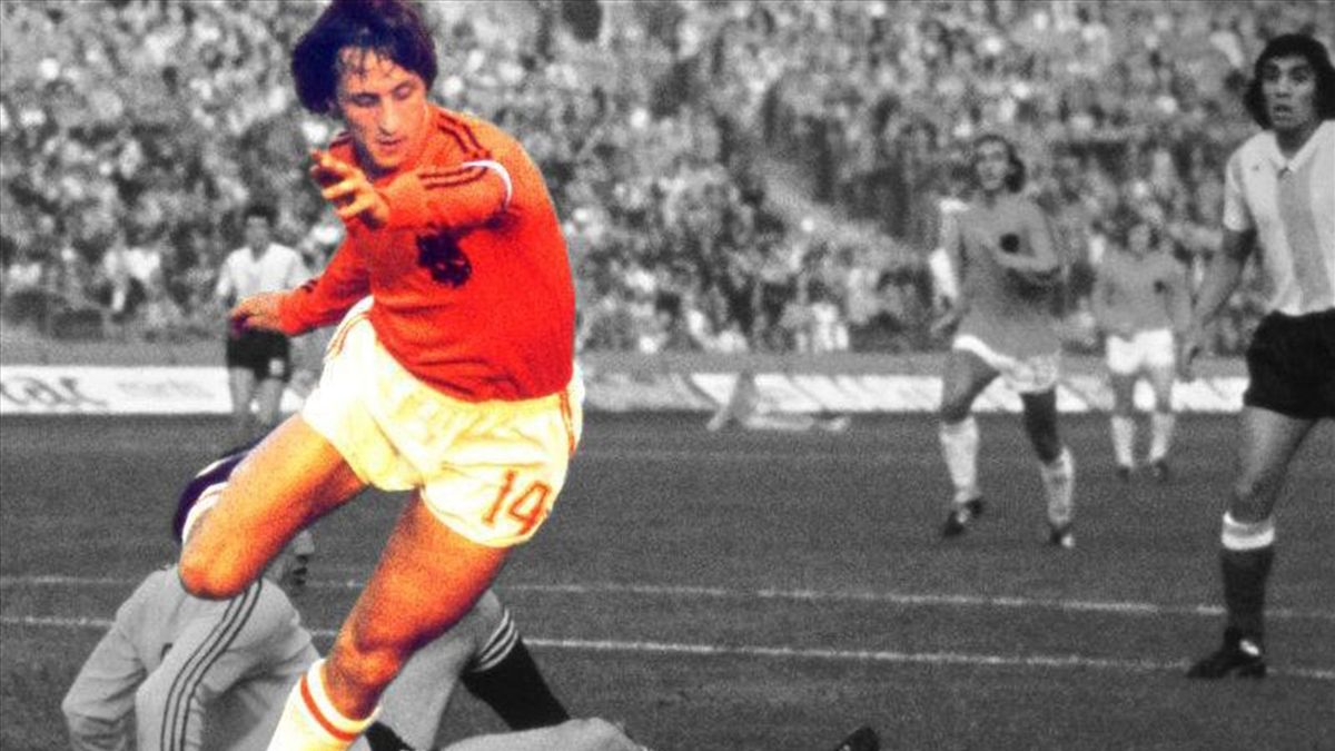 World pays tribute to 'Father of the modern game' Johan Cruyff