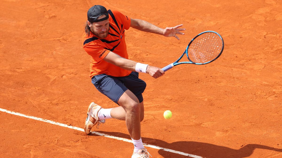 ATP KITZBÜHEL - Lucas Pouille battu d'entrée - Eurosport
