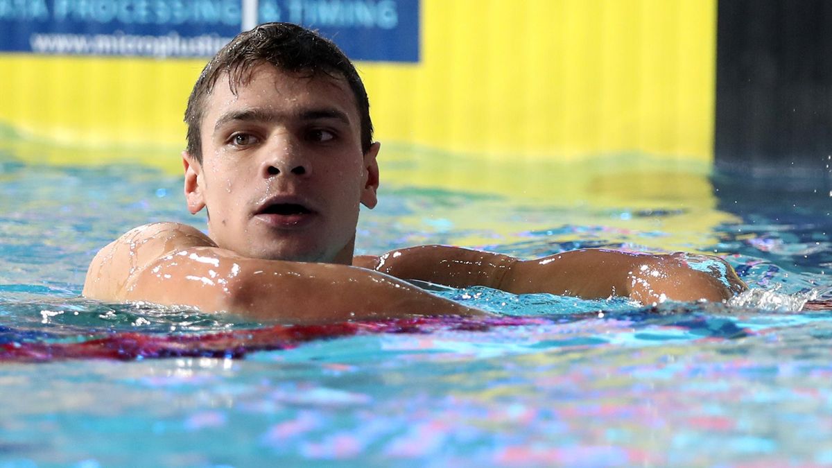 Евгений Рылов взял золото на дистанции 200 метров на спине ...