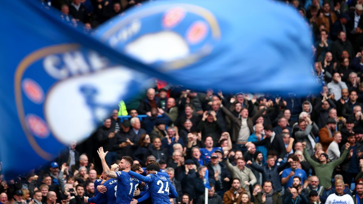 Olivier Giroud of Chelsea celebrates during the Premier League match between Chelsea FC and Tottenham Hotspur at Stamford Bridge on February 22, 2020