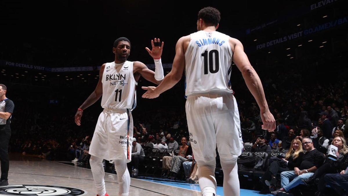 Irving vuelve con victoria, Thompson se va a 41 puntos y tercer triunfo de los Lakers