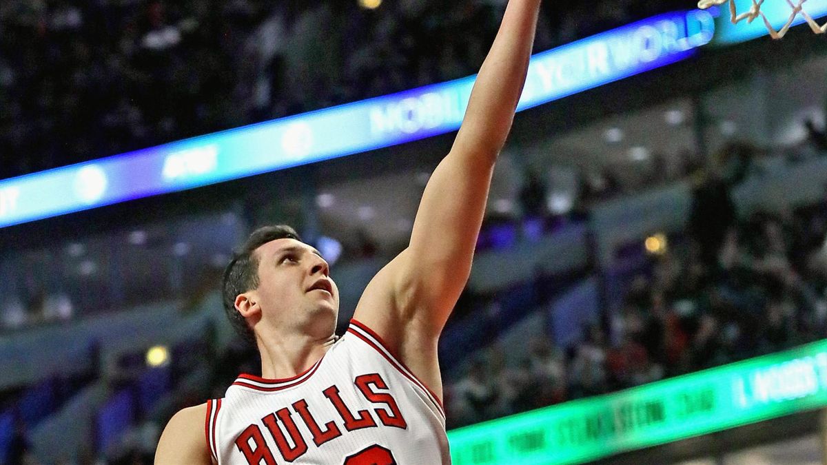 NBA: Paul Zipser und Chicago Bulls bezwingen Dennis ...