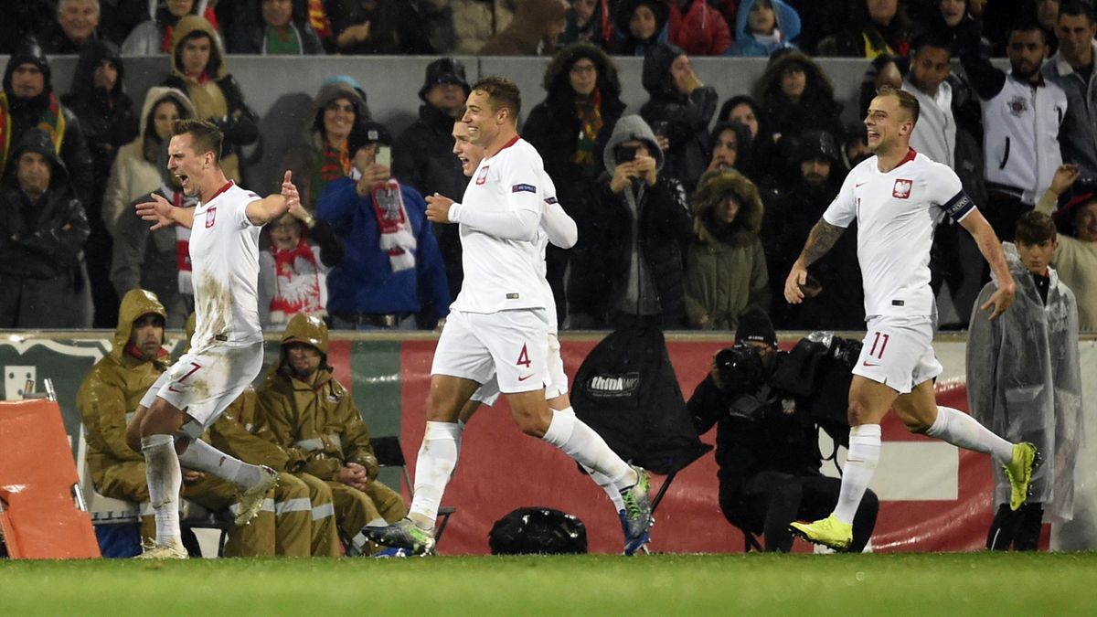 Football News Arkadiusz Milik Earns Poland Draw In Portugal To Pile Misery On Germany Eurosport