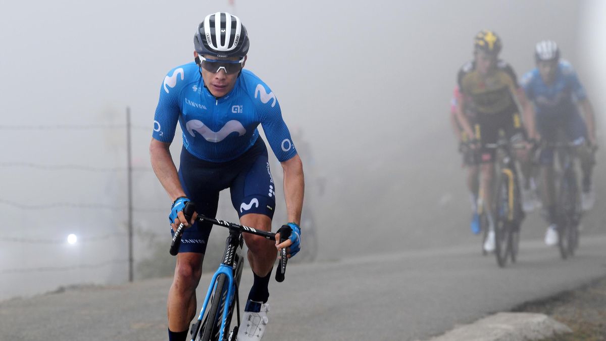 Miguel Angel Lopez s'en va vers la victoire, lors de la 18e étape du Tour d'Espagne 2021
