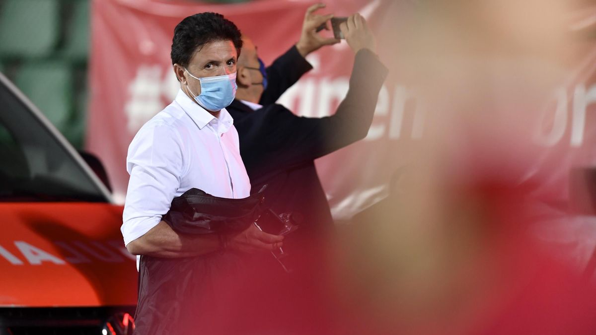 Breaking News GicÄ Popescu Confirmat Pozitiv Cu Coronavirus AnunÈul Oficial Al Clubului Eurosport