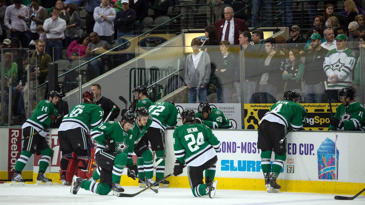 NHL game postponed after player collapses Eurosport