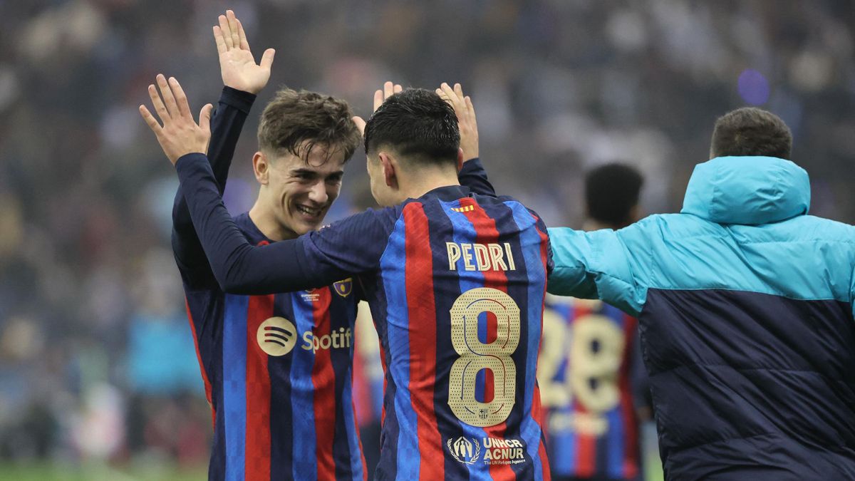 Gavi celebrates with Pedri after Barcelona score