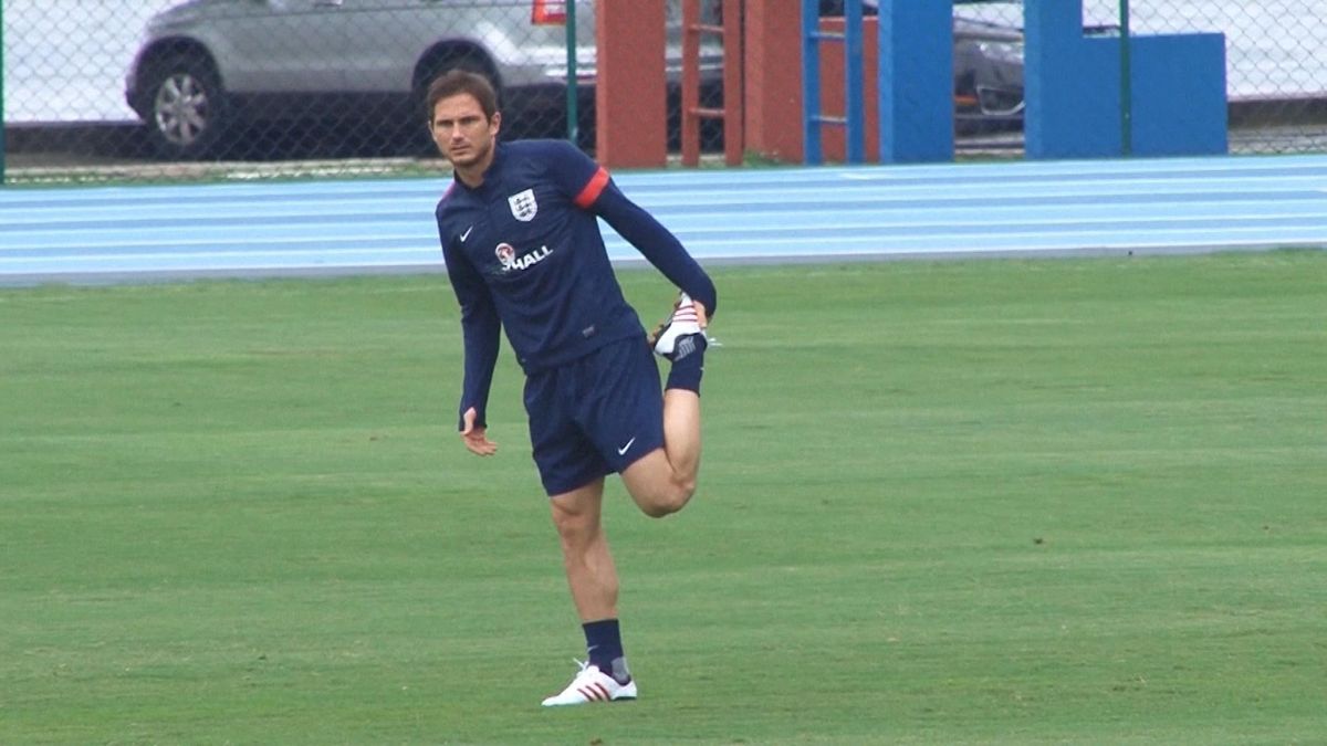 frank lampard in talks with football